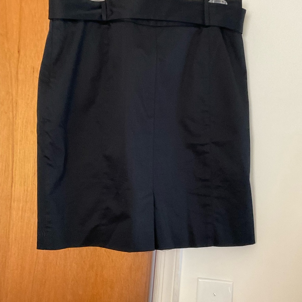Chaus black skirt with belt